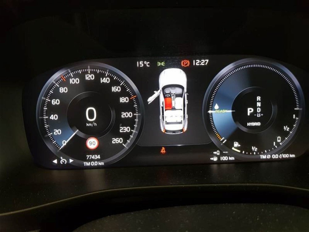 Volvo XC40 T5 Recharge Plug-in Hybrid Inscription Expression  del 2020 usata a Salerno (4)