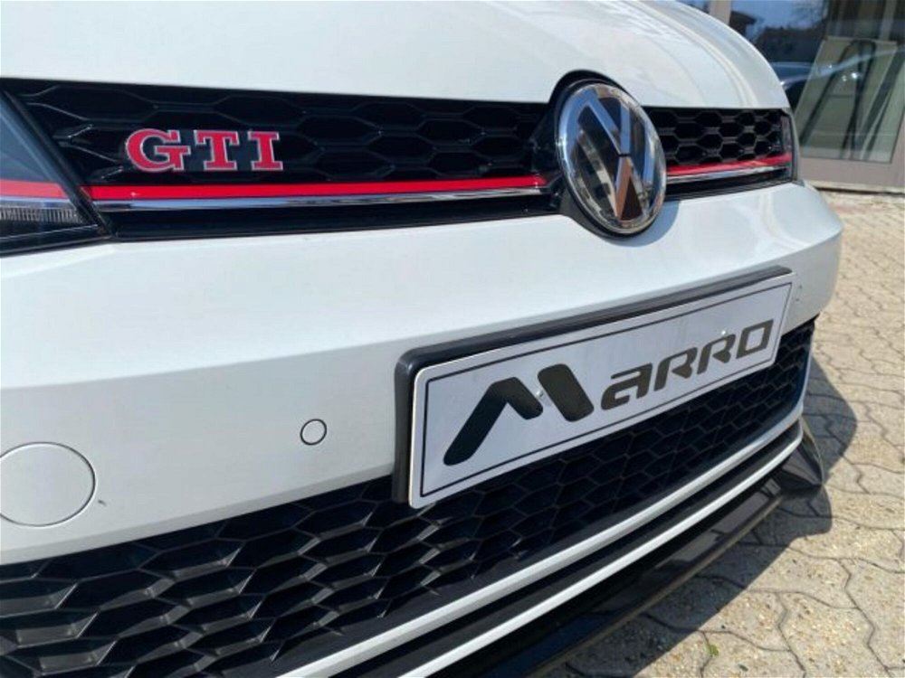 Volkswagen Golf 2.0 tsi GTI MT Ultimate 245cv del 2019 usata a Boves (5)
