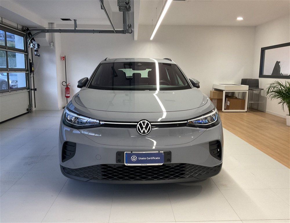 Volkswagen ID.4 52 kWh Pure del 2021 usata a Salerno (3)