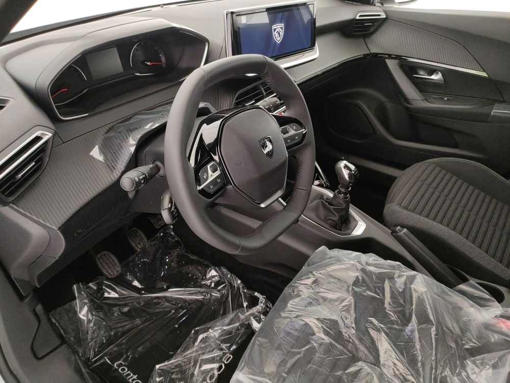 Peugeot 2008 nuova a Caserta (19)