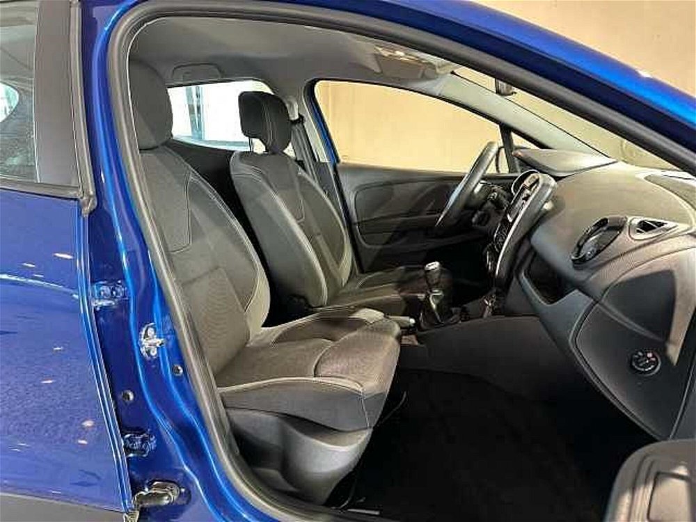 Renault Clio 1.2 75 CV 5 porte Duel2  del 2018 usata a Sassari (4)