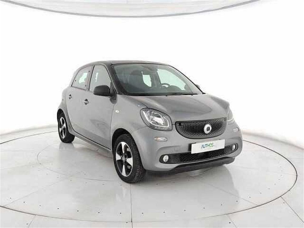 smart forfour forfour 70 1.0 twinamic Passion  del 2018 usata a Torino (2)