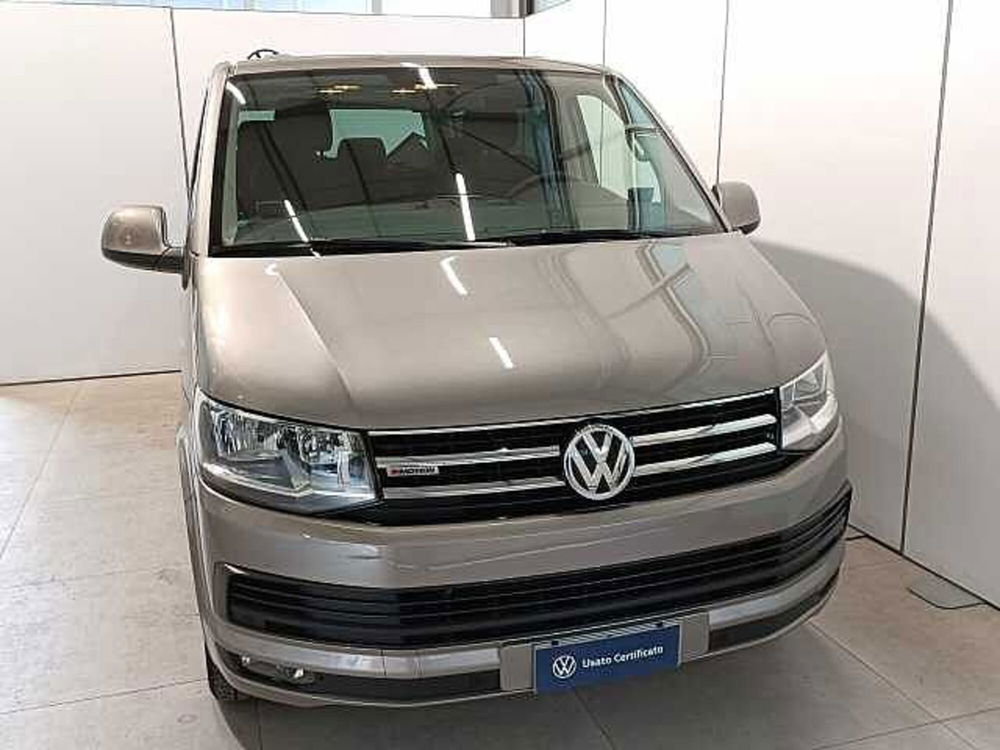 Volkswagen Veicoli Commerciali Caravelle 2.0 TDI 150CV DSG 4 Motion PC Cruise  del 2018 usata a Brivio (2)