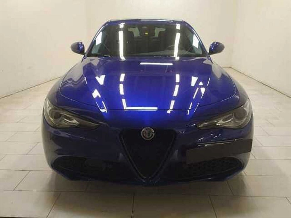 Alfa Romeo Giulia 2.2 Turbodiesel 190 CV AT8 Sprint  del 2021 usata a Cuneo (2)