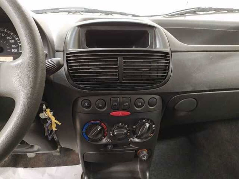 Fiat Punto usata a Cuneo (13)