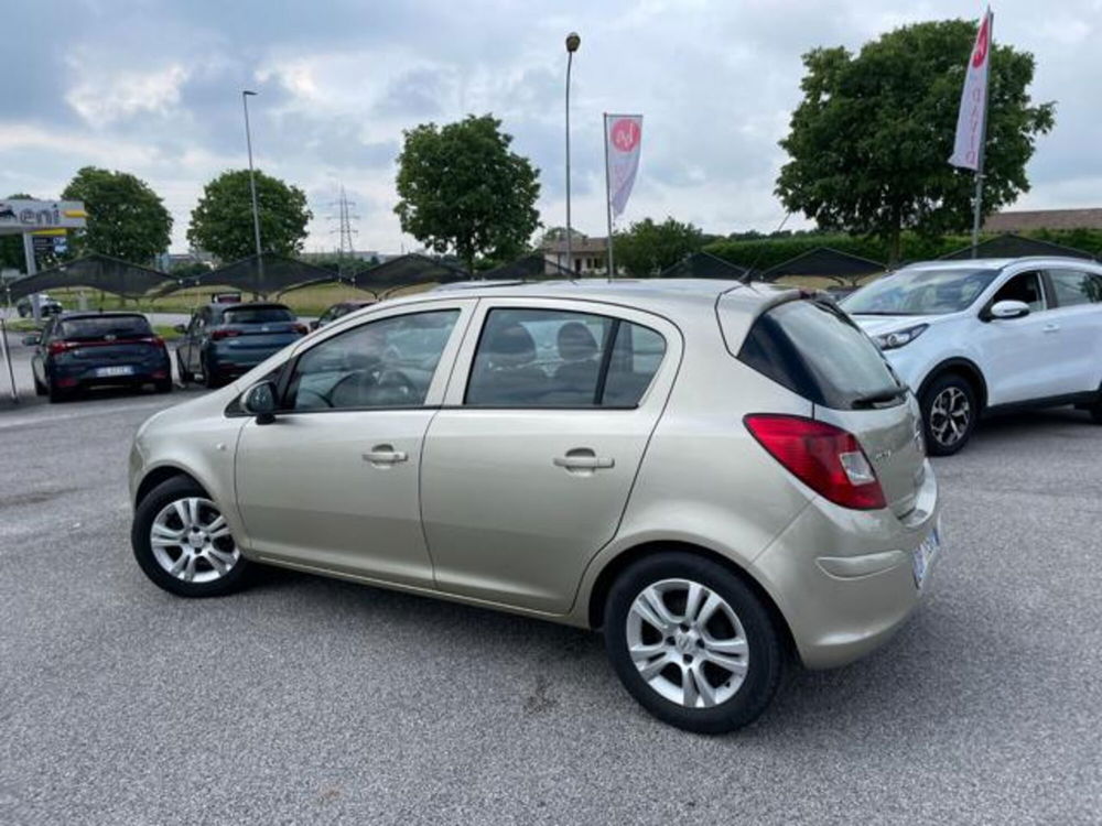 Opel Corsa usata a Pordenone (3)