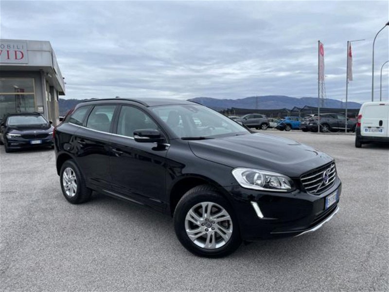 Volvo XC60 D4 AWD Geartronic Business  del 2015 usata a Maniago