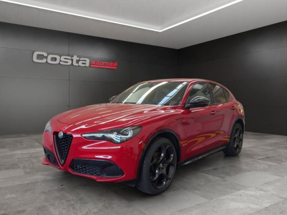 Alfa Romeo Stelvio nuova a Treviso (2)