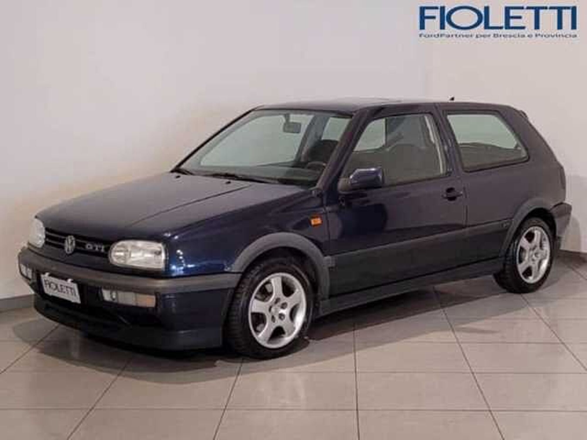 Volkswagen Golf 2.0 cat 3 porte GTI Edition del 1992 usata a Concesio