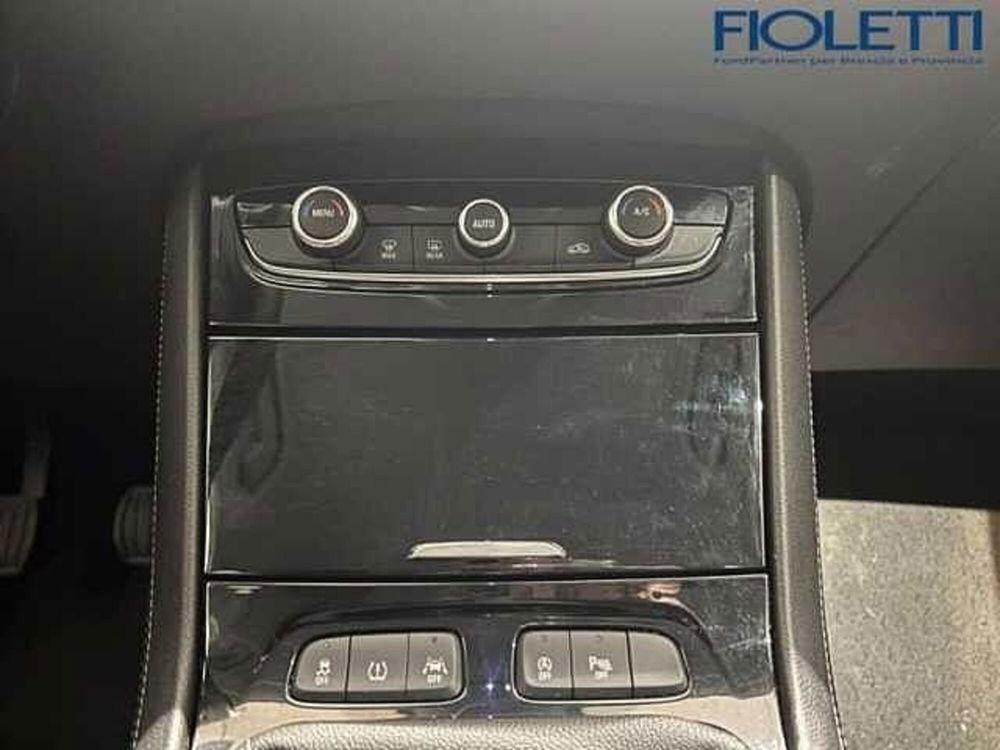 Opel Grandland X usata a Brescia (8)