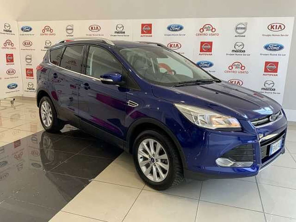 Ford Kuga 2.0 TDCI 150 CV S&S 4WD Titanium  del 2016 usata a Caresanablot (2)