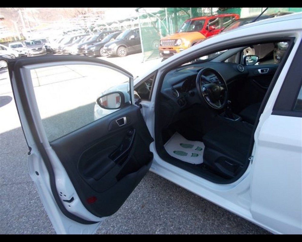 Ford Fiesta 1.5 TDCi 75CV 5 porte Titanium  del 2015 usata a Pont Saint Martin (5)