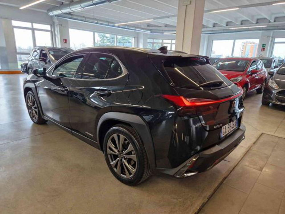 Lexus UX usata a Bologna (5)