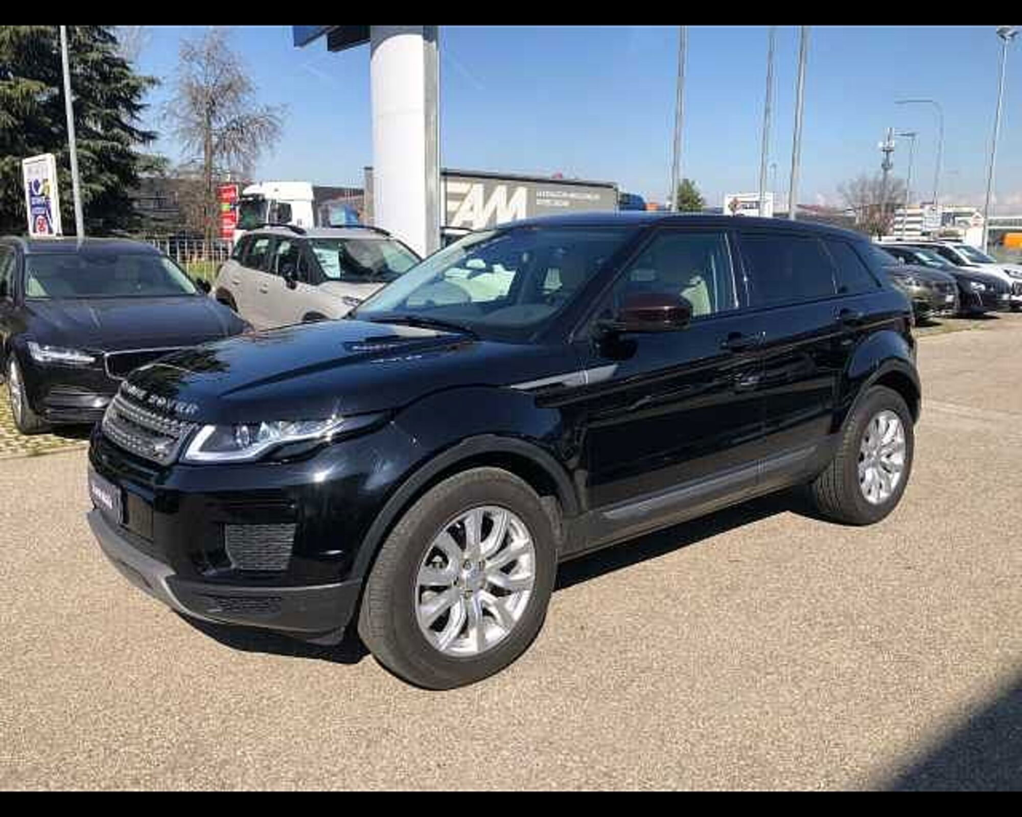 Land Rover Range Rover Evoque 2.0 eD4 5p. Pure  del 2018 usata a Ravenna