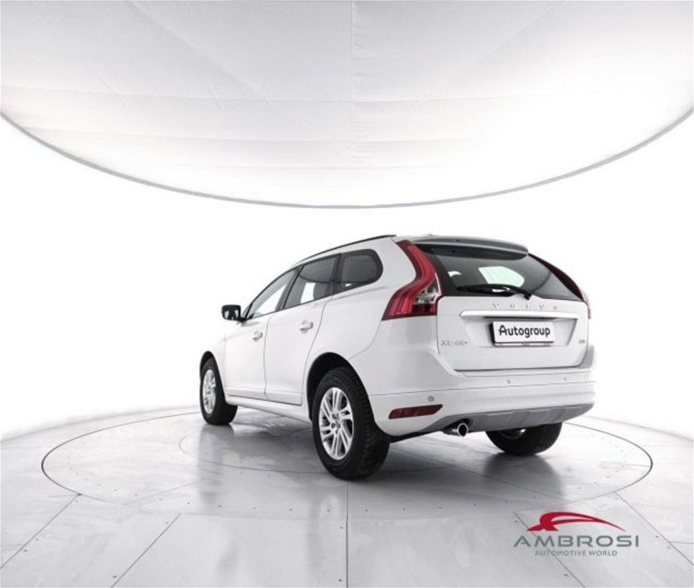 Volvo XC60 D3 Geartronic Business  del 2017 usata a Corciano (4)