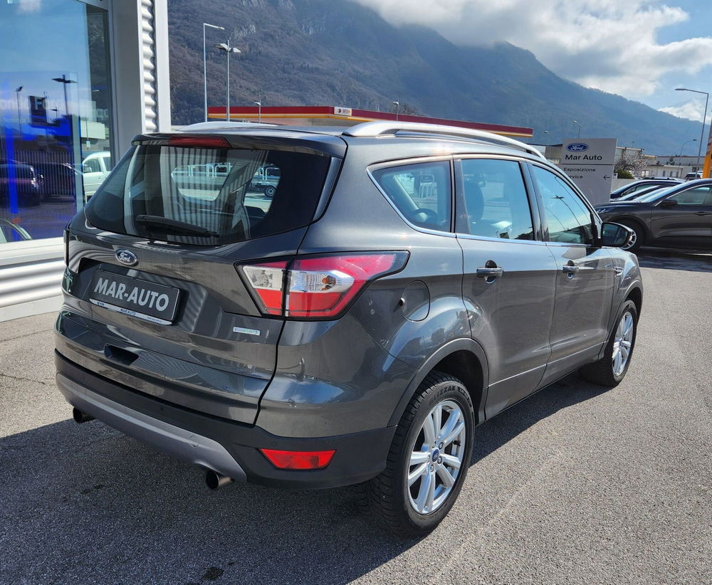 Ford Kuga 1.5 EcoBoost 120 CV 2WD Titanium del 2017 usata a Belluno (3)