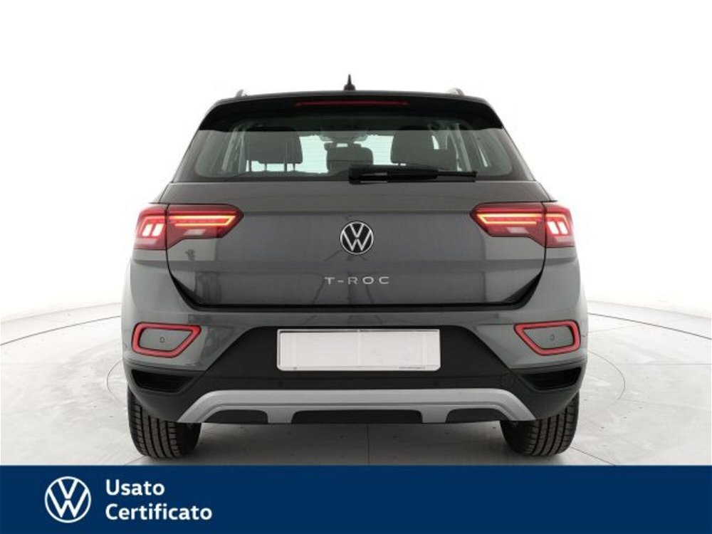 Volkswagen T-Roc 1.5 tsi Life dsg del 2023 usata a Arzignano (4)