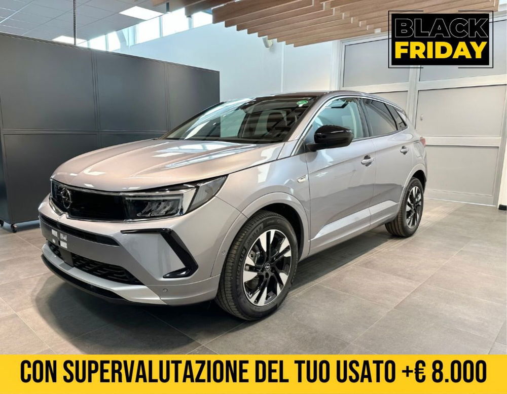 Opel Grandland nuova a Ferrara