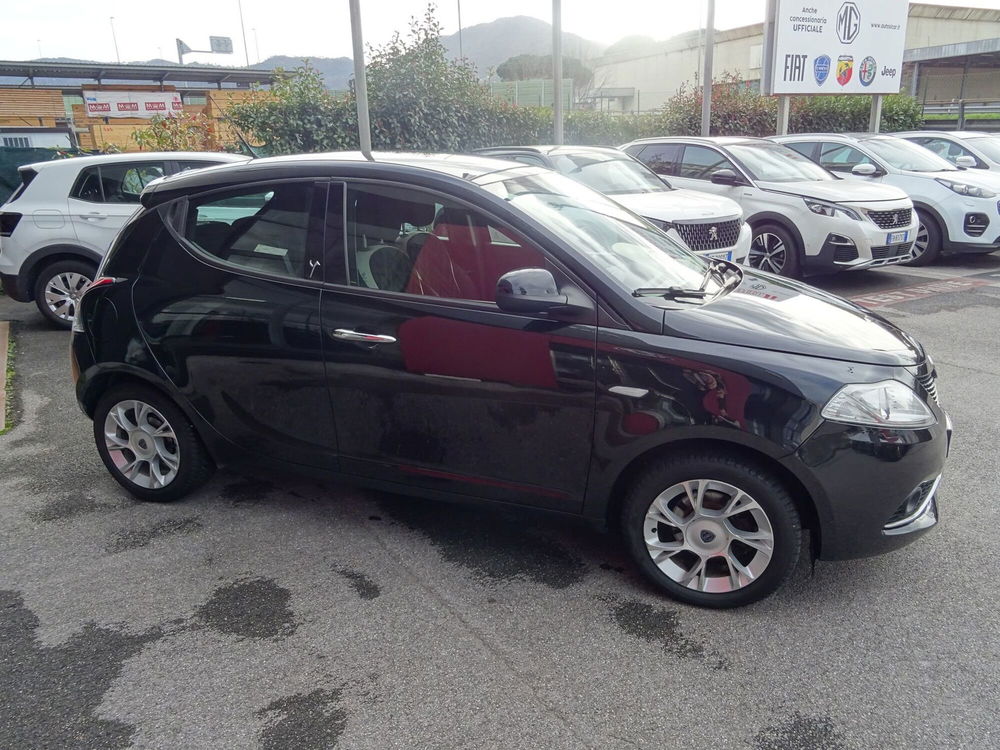 Lancia Ypsilon 1.2 69 CV 5 porte Gold  del 2016 usata a Lucca (4)