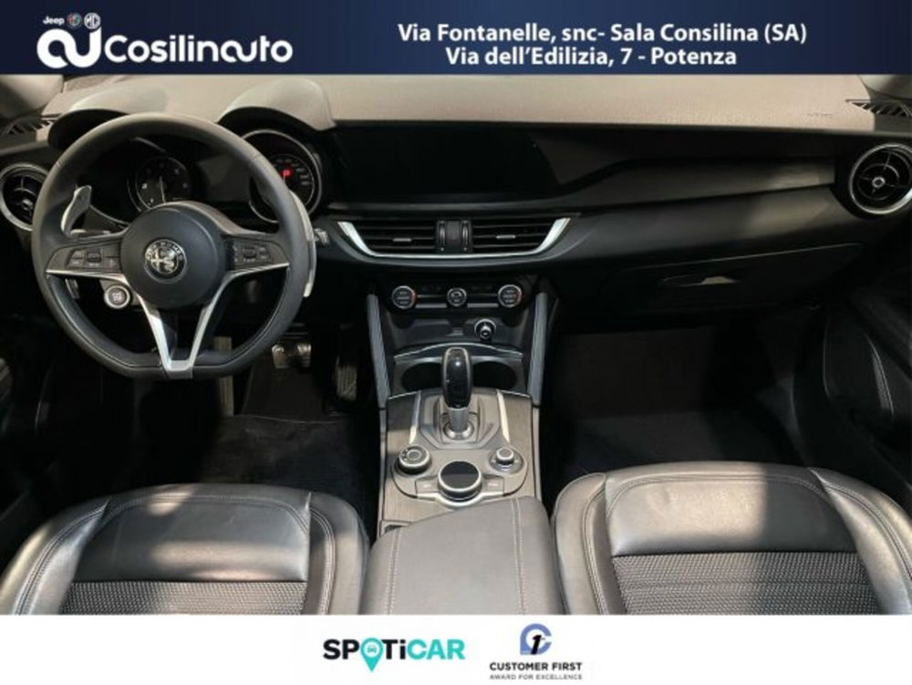 Alfa Romeo Stelvio usata a Salerno (12)