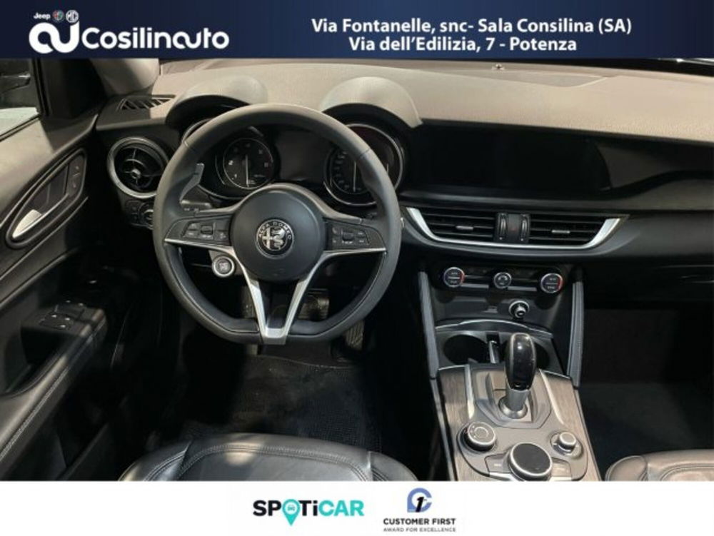 Alfa Romeo Stelvio usata a Salerno (13)