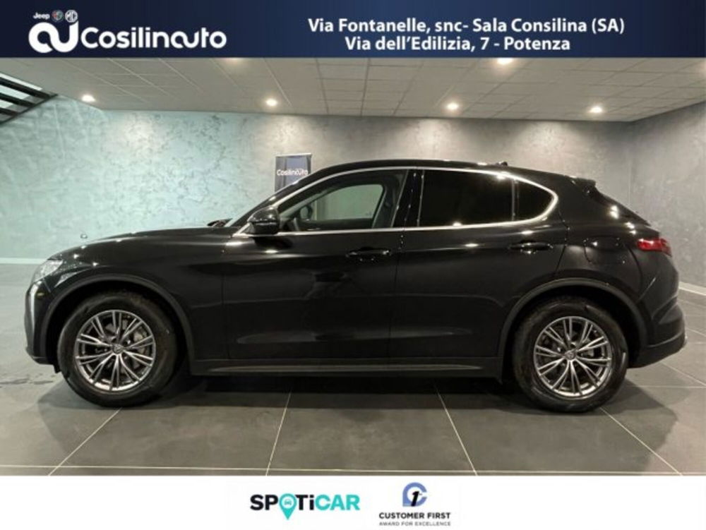 Alfa Romeo Stelvio usata a Salerno (8)