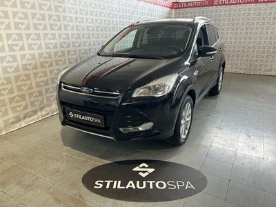 Ford Kuga 2.0 TDCI 150 CV S&amp;S 4WD Titanium  del 2015 usata a Prato