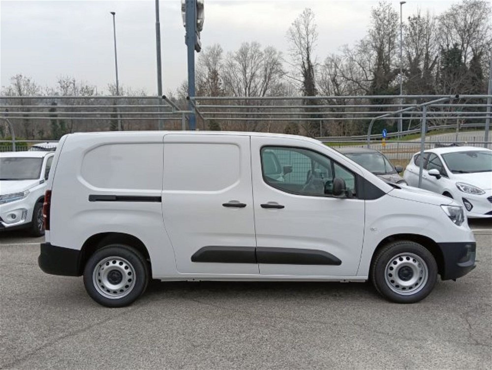 Opel Combo Furgone Cargo 1.5 Diesel 100CV S&S PC 650kg nuova a Desenzano del Garda (4)