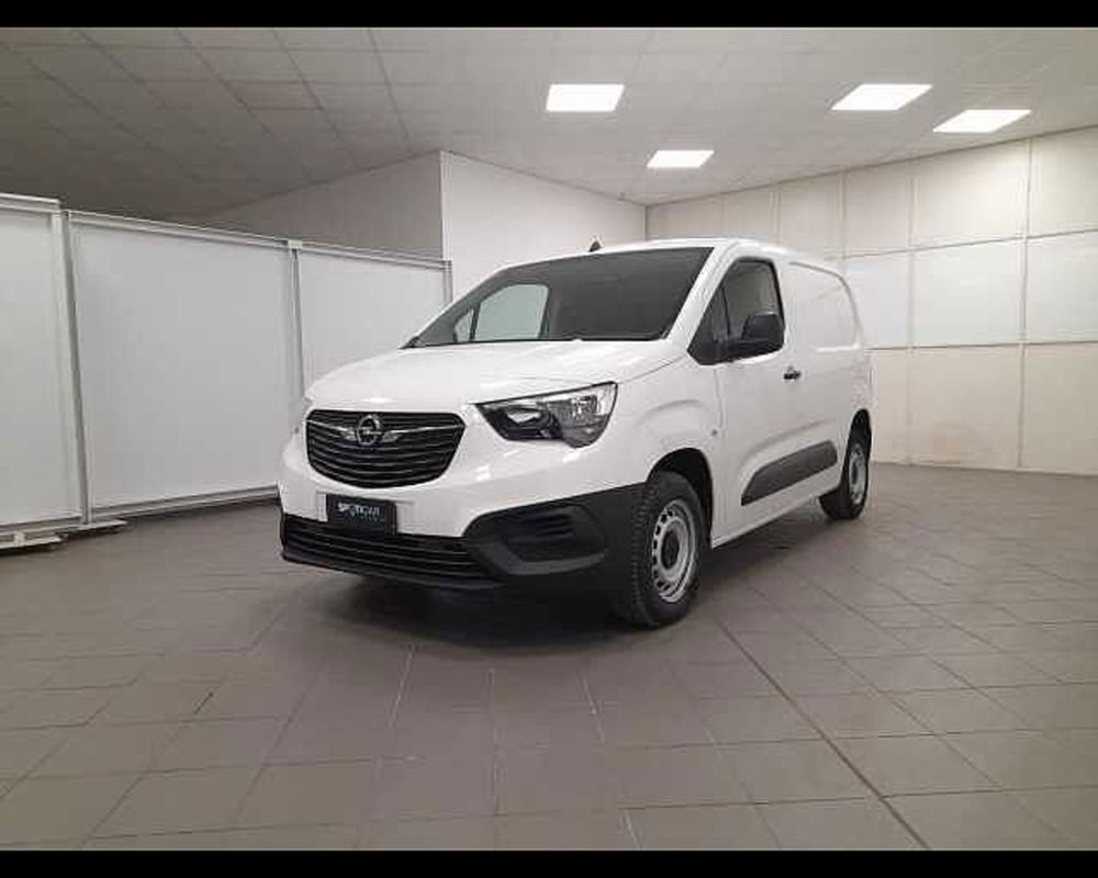 Opel Combo Furgone Cargo 1.5 Diesel PC 650kg  del 2020 usata a Cuneo