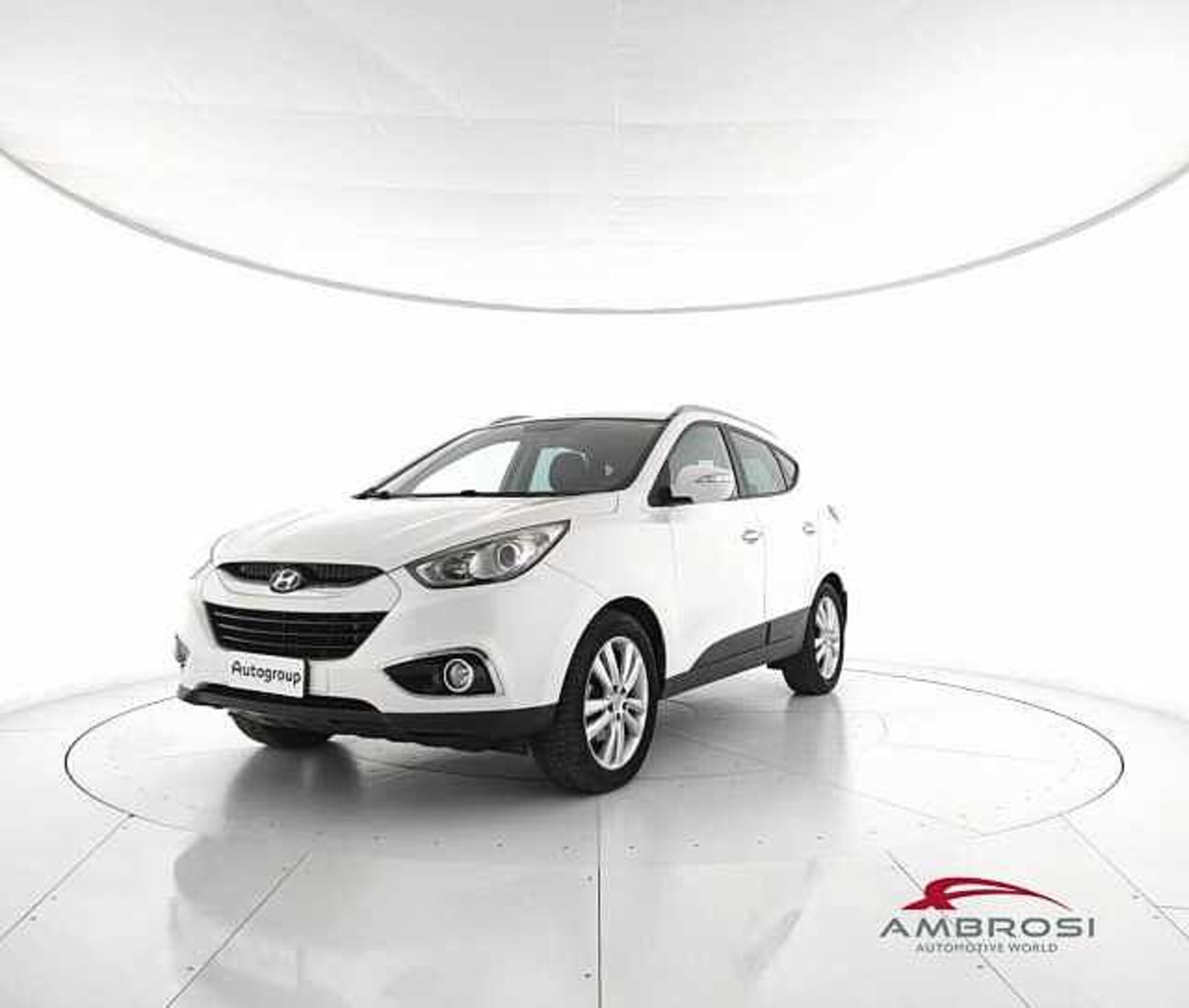 Hyundai ix35 2.0 CRDi 184CV 4WD Xpossible A/T  del 2013 usata a Corciano