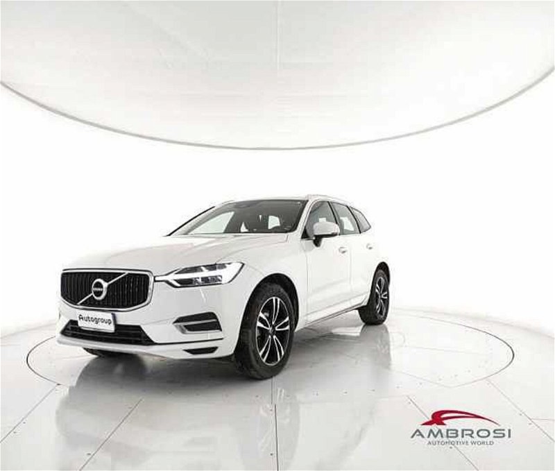 Volvo XC60 D4 AWD Geartronic Business  del 2018 usata a Viterbo
