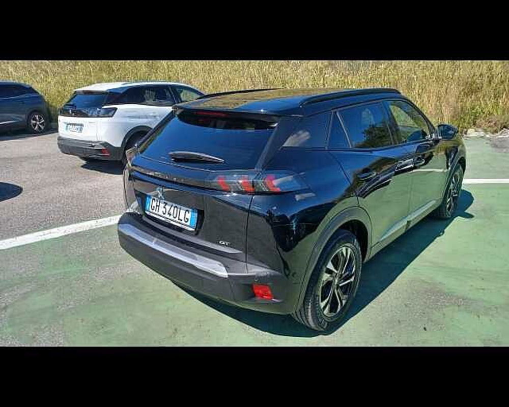 Peugeot 2008 motore elettrico 136 CV GT Line del 2021 usata a Pozzuoli (3)