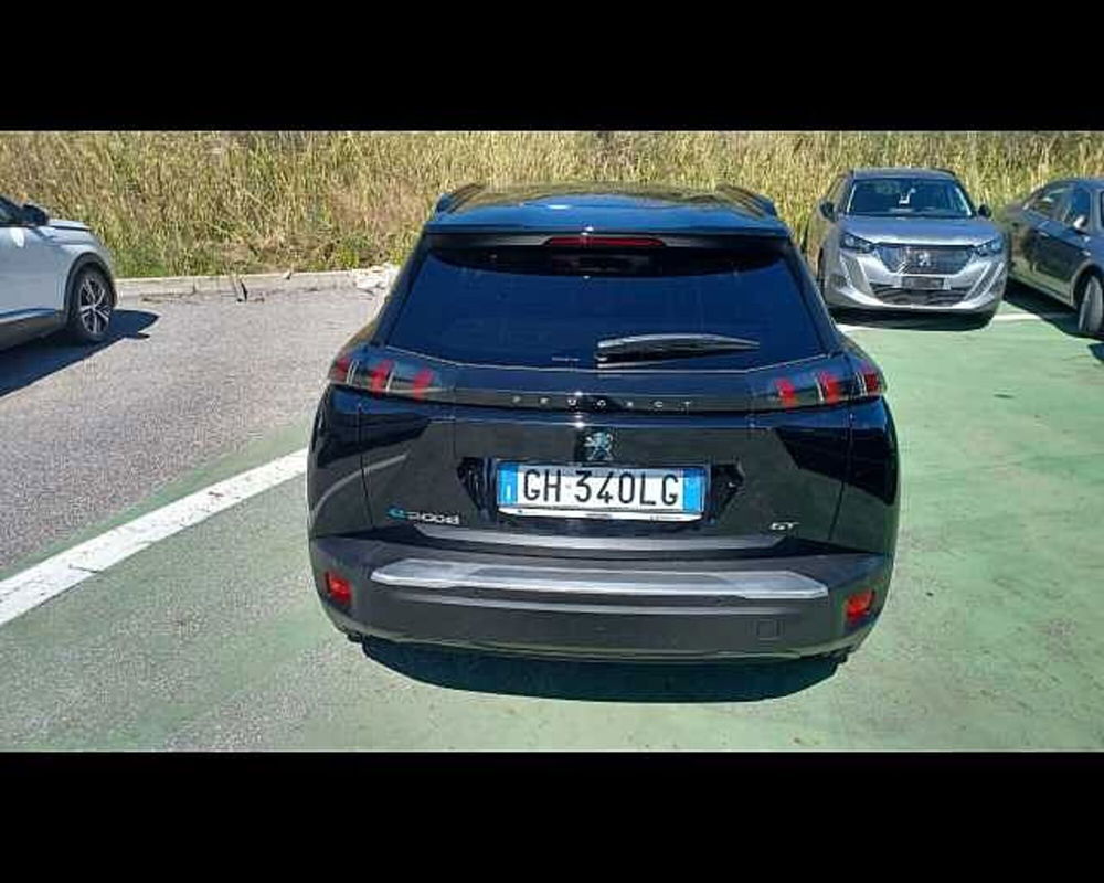 Peugeot 2008 motore elettrico 136 CV GT Line del 2021 usata a Pozzuoli (4)