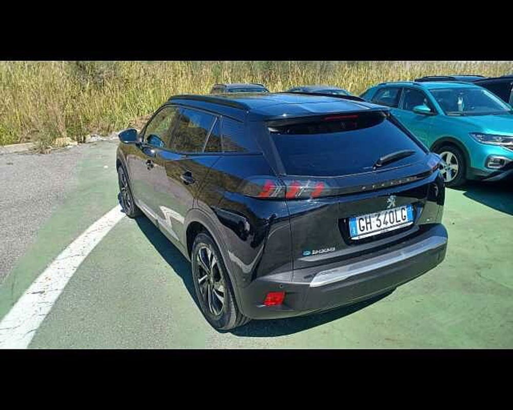 Peugeot 2008 motore elettrico 136 CV GT Line del 2021 usata a Pozzuoli (5)