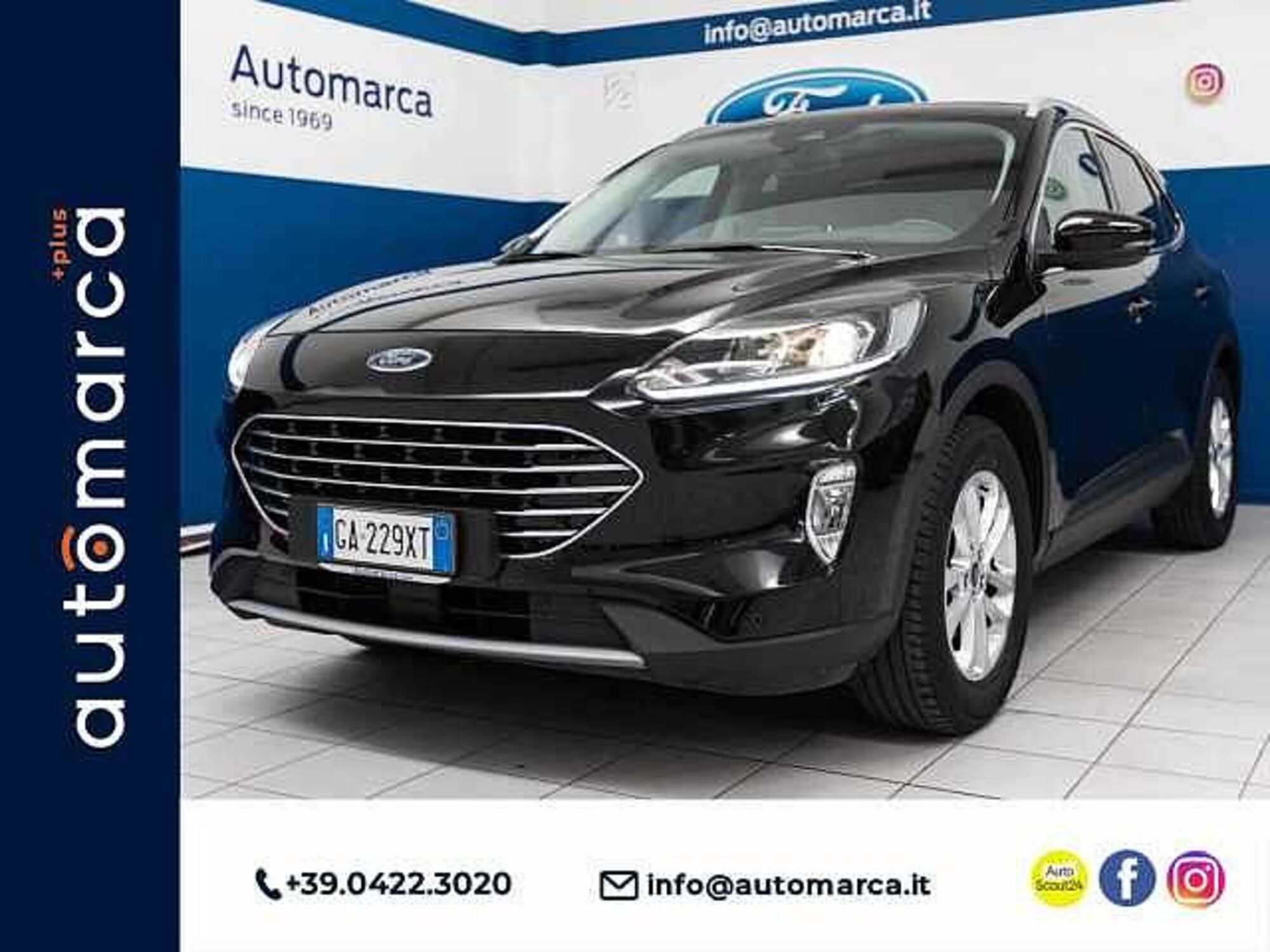 Ford Kuga 1.5 EcoBlue 120 CV 2WD Titanium  del 2020 usata a Silea