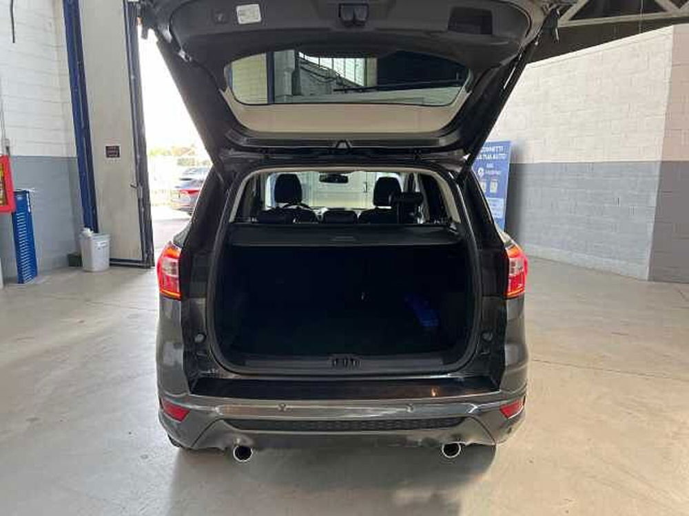 Ford Kuga usata a Milano (14)