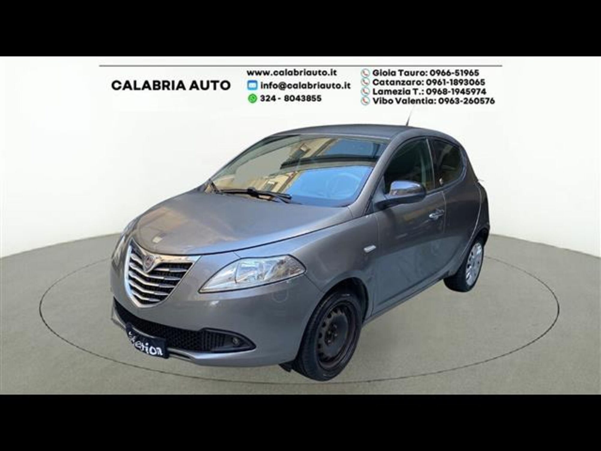 Lancia Ypsilon 1.2 69 CV 5 porte GPL Ecochic Gold  del 2012 usata a Gioia Tauro