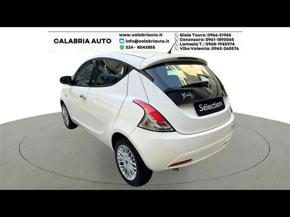 Lancia Ypsilon usata a Reggio Calabria (3)