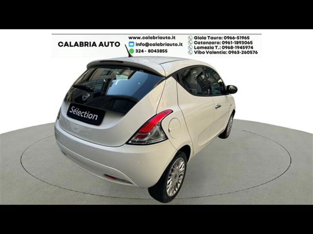 Lancia Ypsilon usata a Reggio Calabria (4)