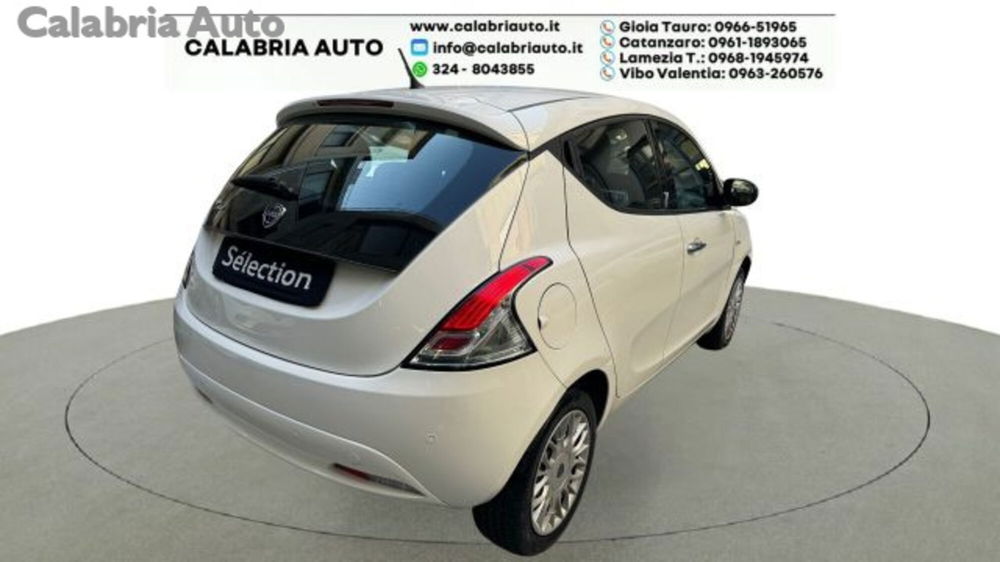 Lancia Ypsilon usata a Reggio Calabria (4)