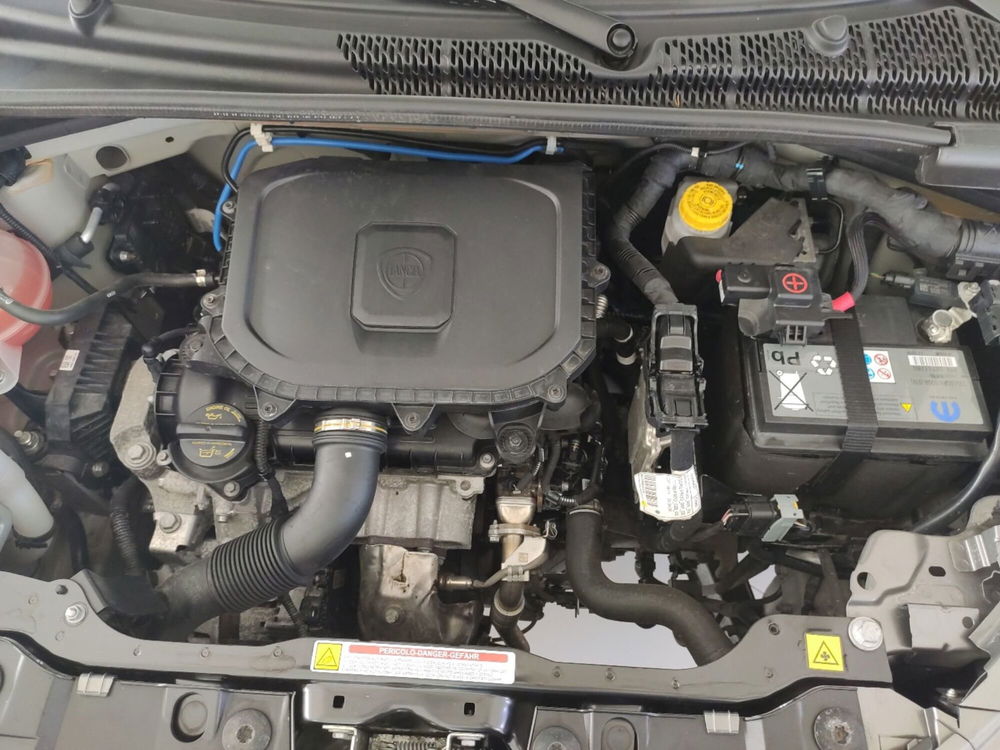 Lancia Ypsilon usata a Arezzo (13)