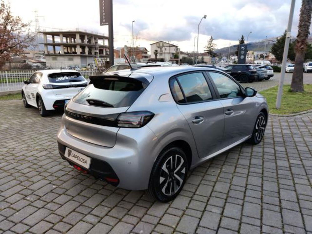 Peugeot 208 nuova a Salerno (5)