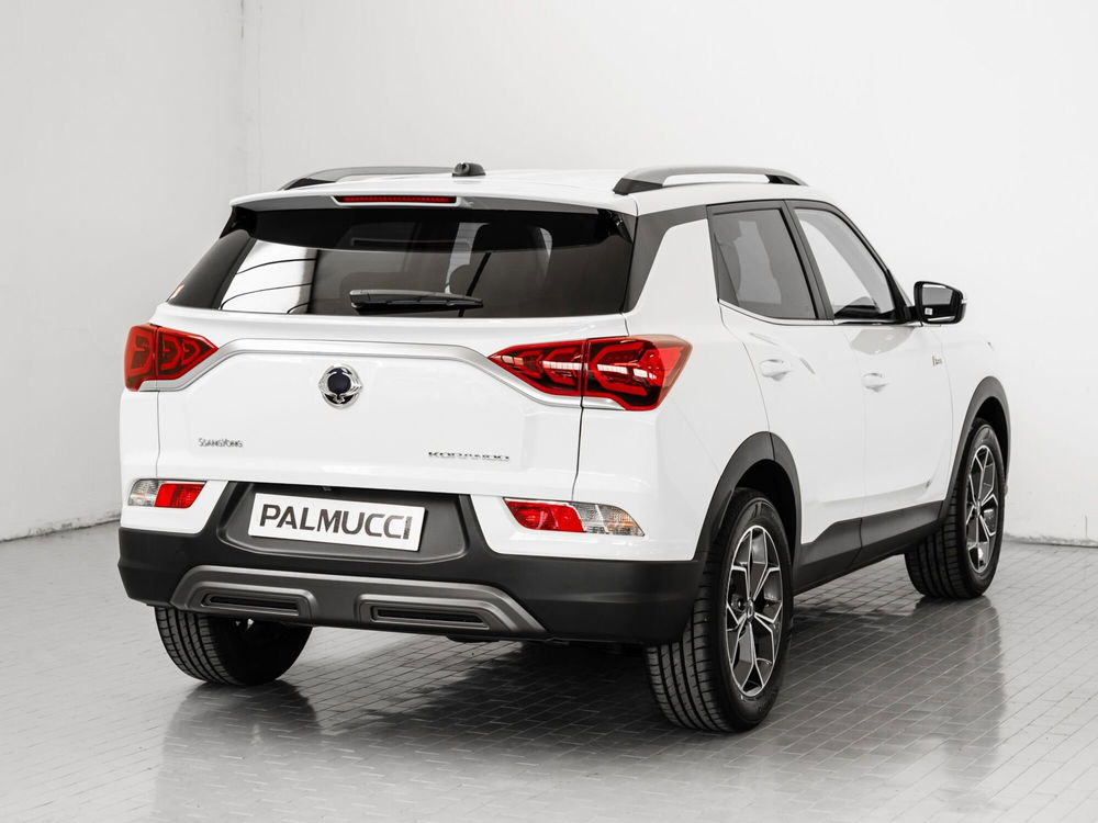 Ssangyong Korando 1.5 GDI-Turbo AWD Road  nuova a Prato (5)