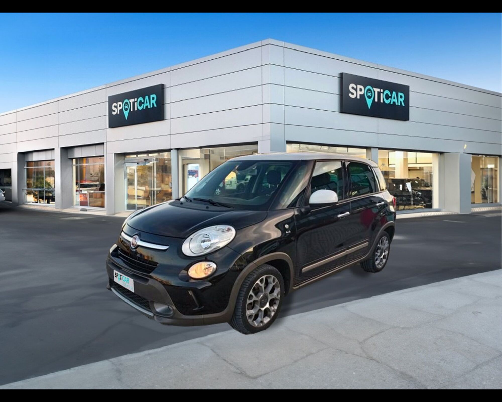 Fiat 500L 1.6 Multijet 120 CV Trekking  del 2016 usata a Massarosa