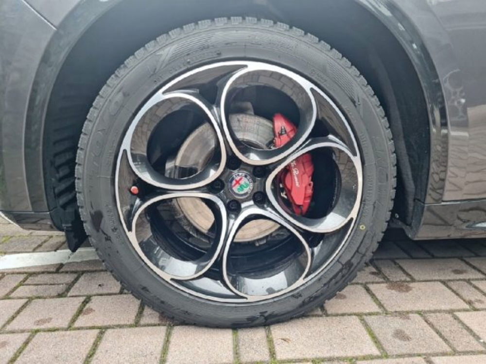 Alfa Romeo Stelvio usata a Monza e Brianza (13)