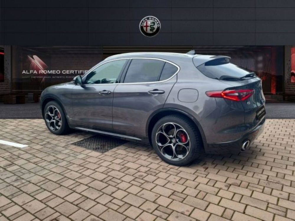 Alfa Romeo Stelvio usata a Monza e Brianza (7)