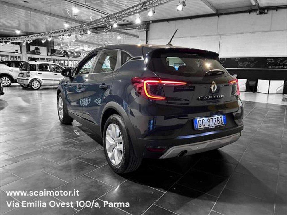 Renault Captur TCe 100 CV GPL Zen  del 2020 usata a Parma (4)