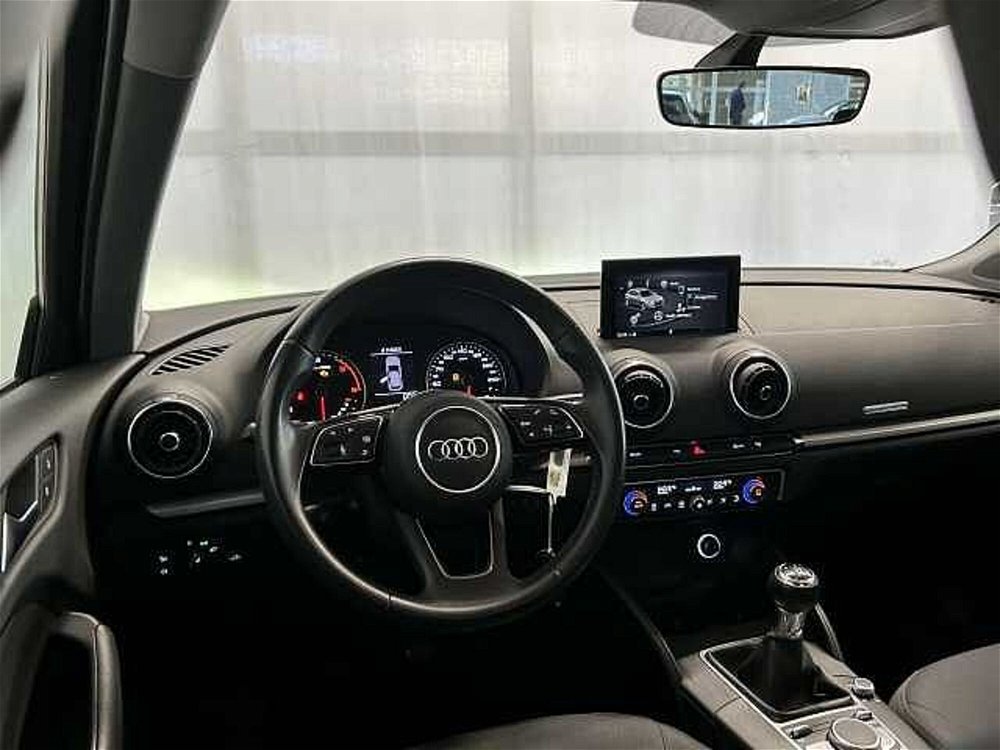 Audi A3 Sportback 30 TDI Business  del 2018 usata a Lucca (3)