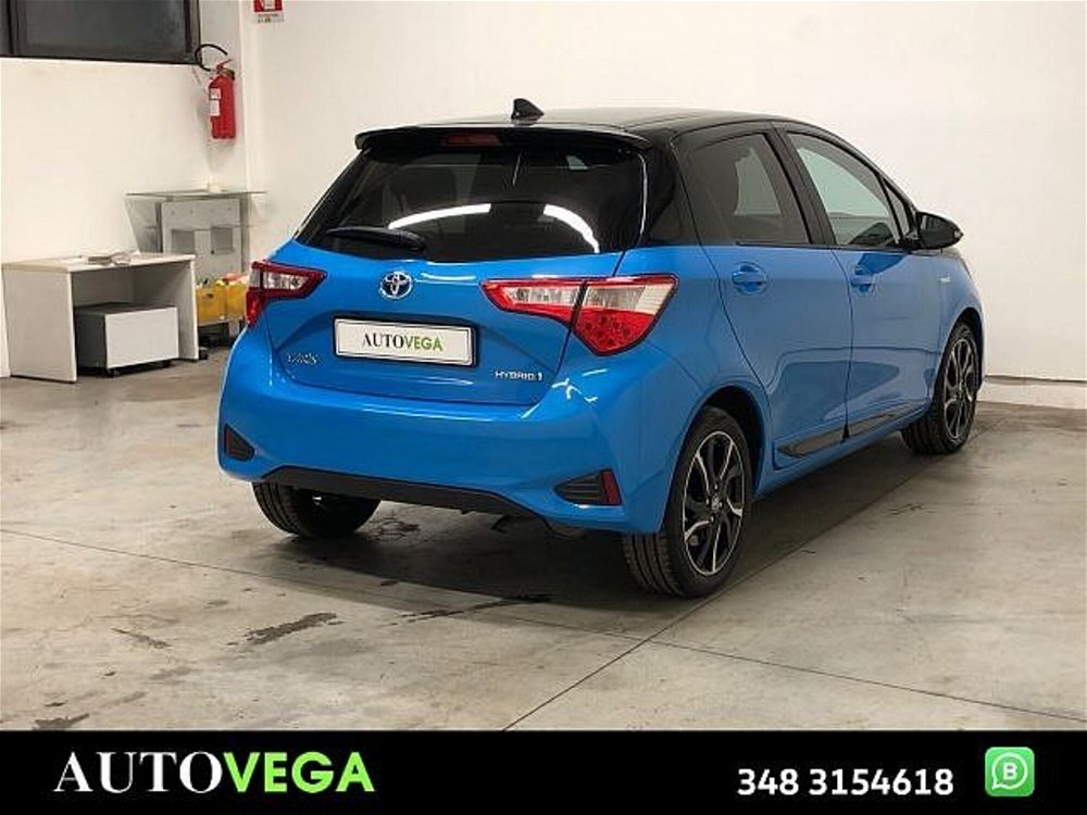 Toyota Yaris 1.5 Hybrid 5 porte Lounge Blue del 2018 usata a Vicenza (4)