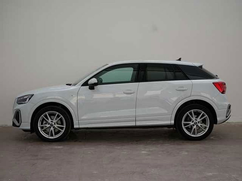 Audi Q2 Q2 35 TDI S line Edition  del 2023 usata a Varese (3)